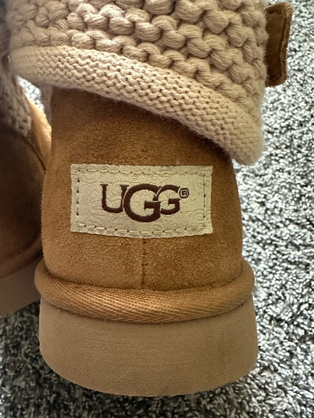 UGG Kids Darrah Chestnut Suede Knit-Cuff Boots Size 4 Youth